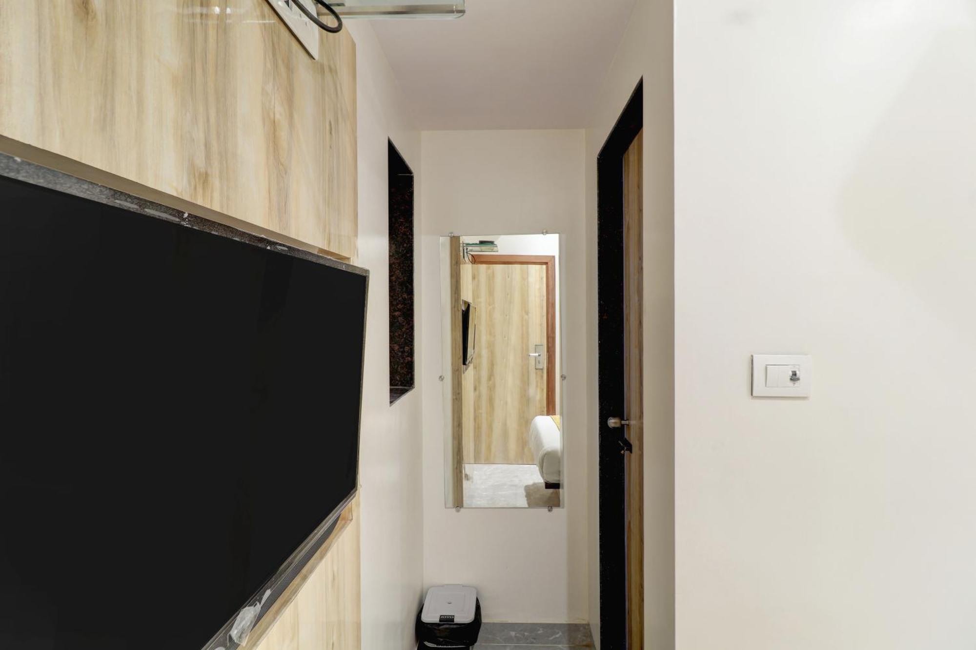 Hotel Enigma Inn مومباي الغرفة الصورة